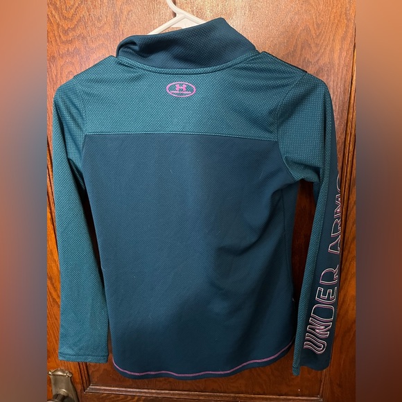 Youth under Armour long sleeve shirt size large - Picture 2 of 2